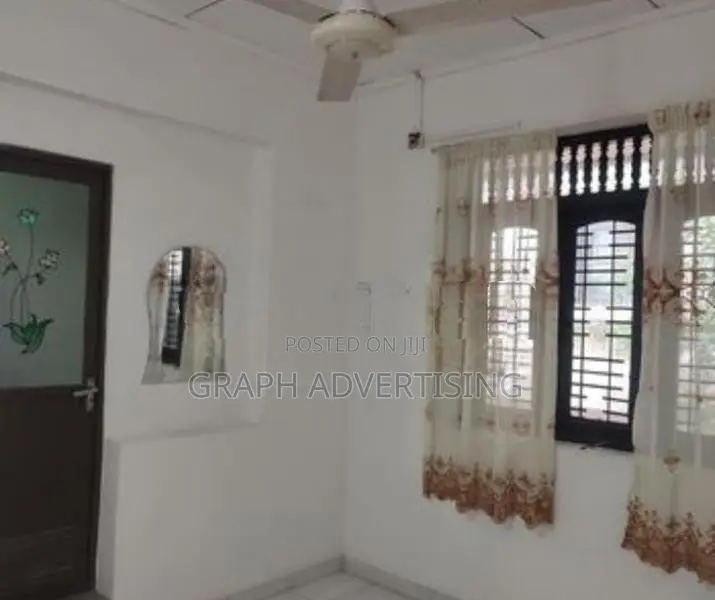 3BR First Floor House for Rent in Kirulapone Colombo-06 [1751]