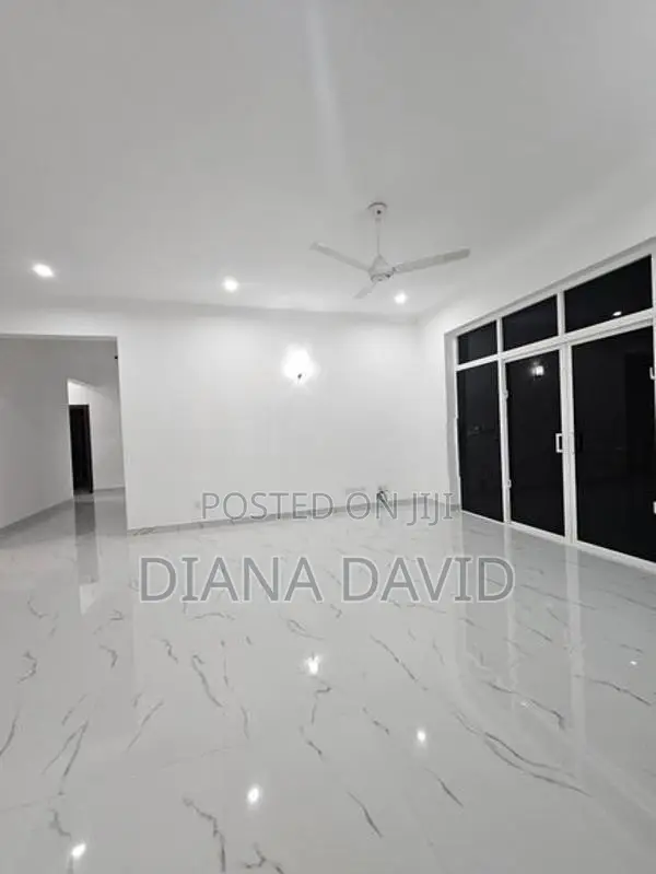 Luxury Brand New Apartment for Sale Kollupitiya