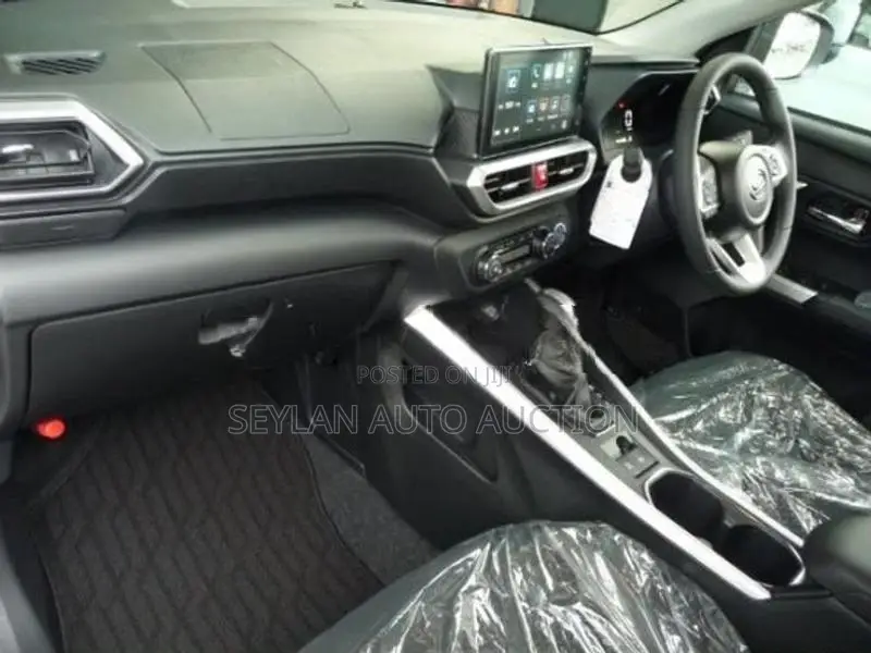 Daihatsu Rocky G Premium Hybrid 2026