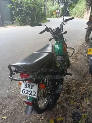 TVS XL 100 2025