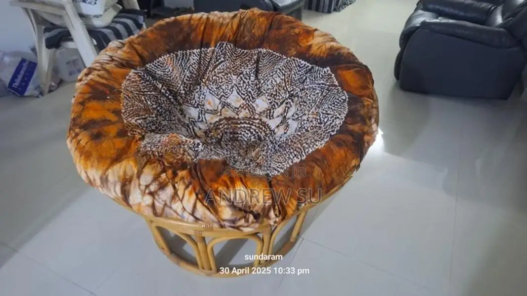Round cane chair