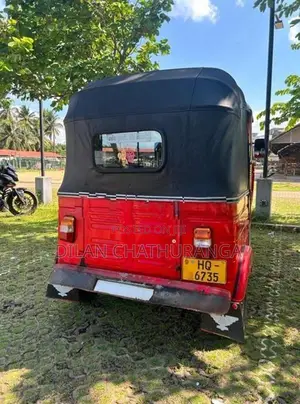 Bajaj RE 2 stroke 2004