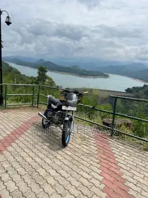 Bajaj CT100 2011