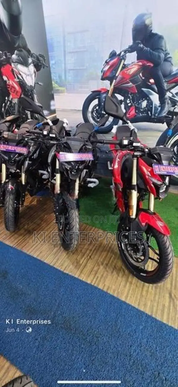 Bajaj Pulsar N160 Premium 2026