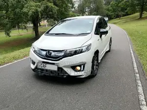 Honda Fit Gp5 L Package 2015