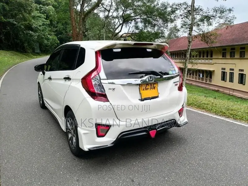 Honda Fit Gp5 L Package 2015