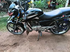 Bajaj Pulsar 150 2016