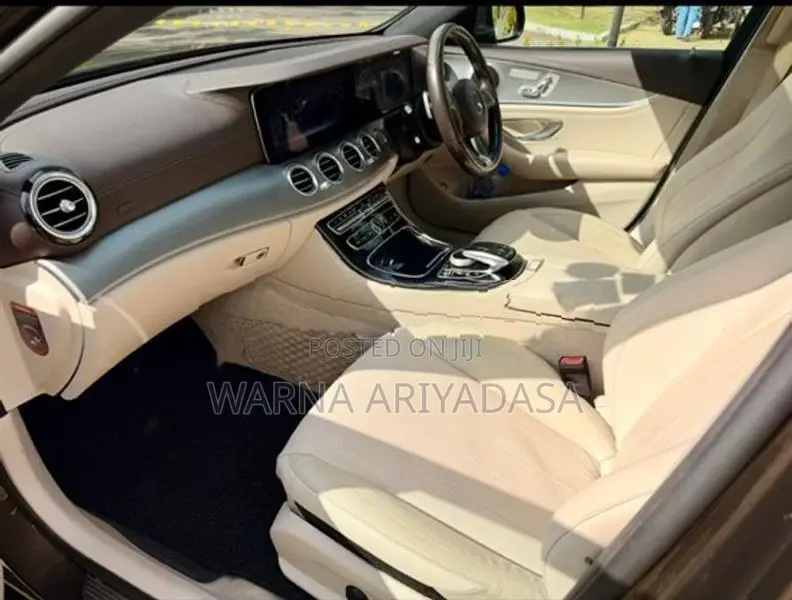 Mercedes Benz E200 AMG Line 2016