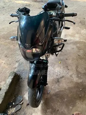 Bajaj Pulsar 180 2012
