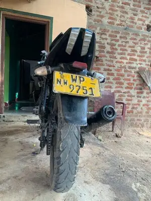 Bajaj Pulsar 180 2012