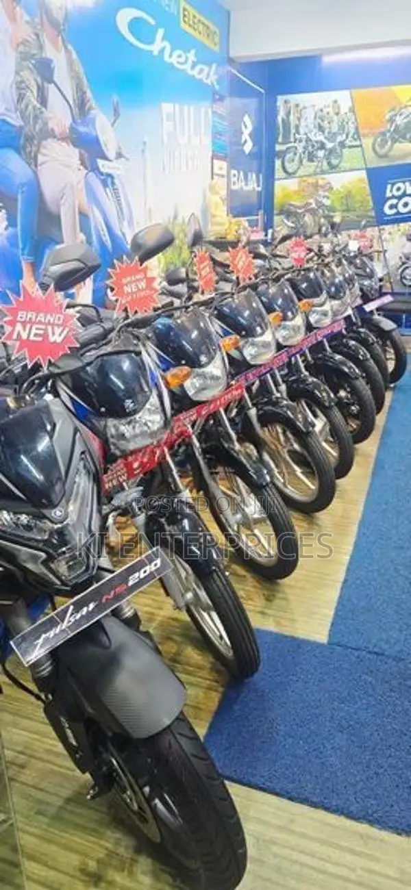 Bajaj CT100 2026