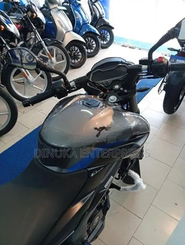 Bajaj Pulsar NS200 2026