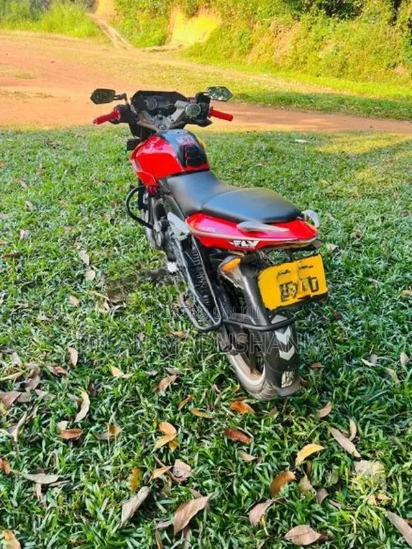 Bajaj Pulsar 135 2011