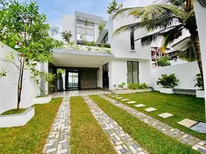 HJS159 - Stunning Luxury House for Sale in Kadawatha