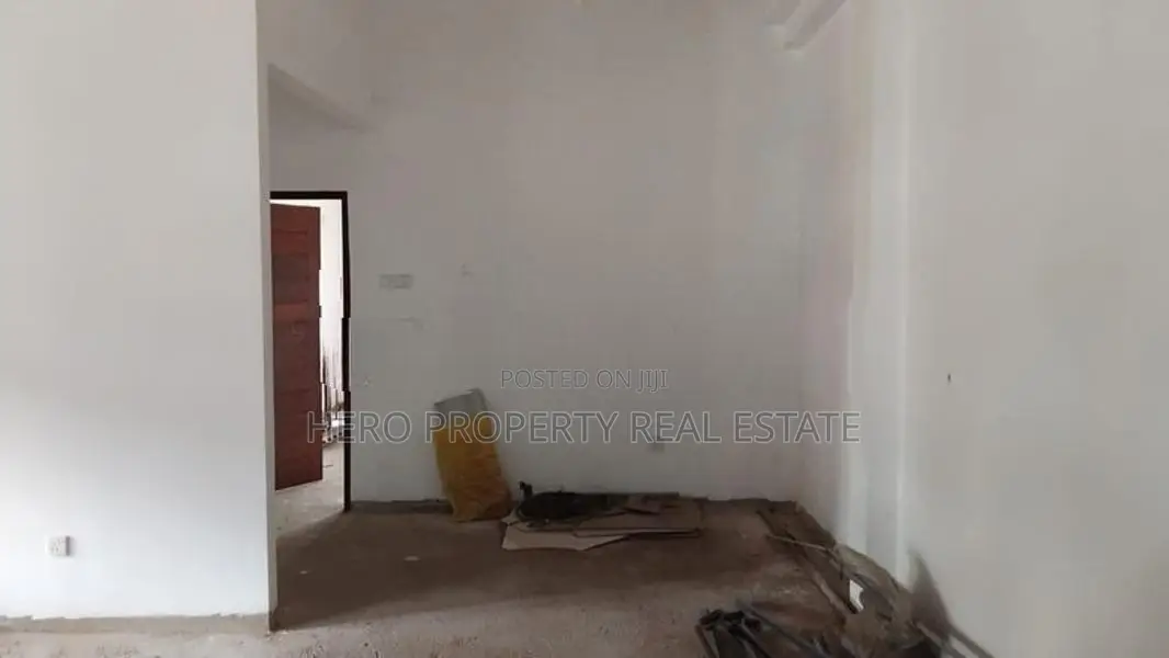 HJS164 - Stunning Modern House for Sale in Kadawatha