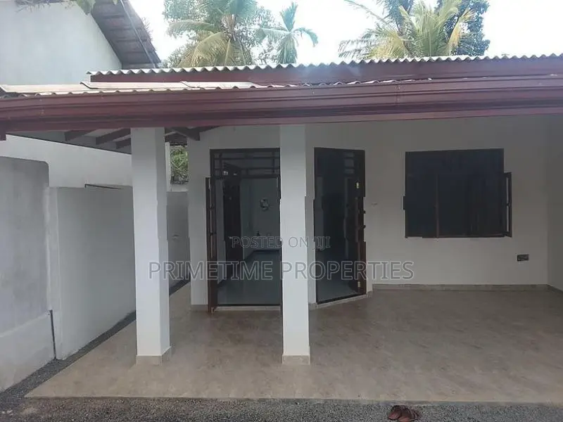 (BH02) Brand New House for Sale in Ganemulla