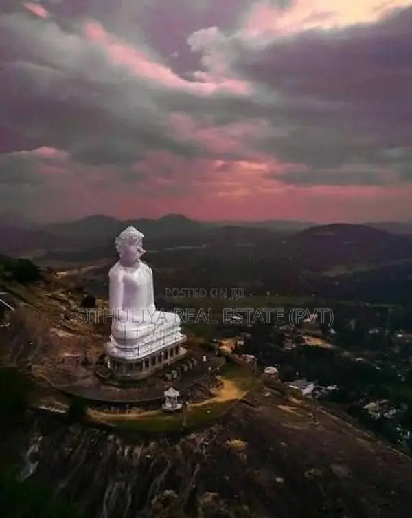 නිස්කලංක පරිසරයක් කුරුණෑගල බිම් කොටස්