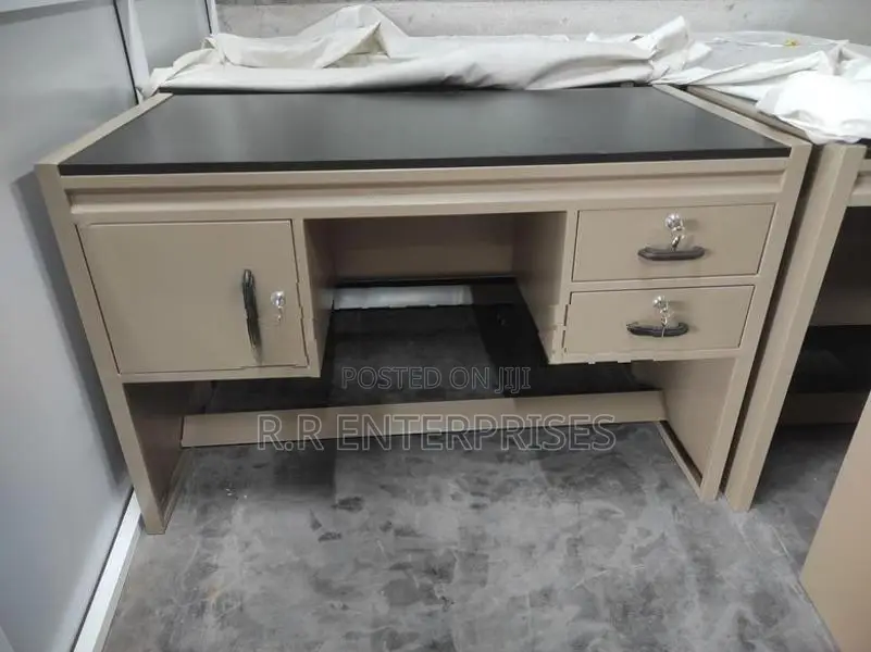 New 4*2 ft A Steel Office Table .