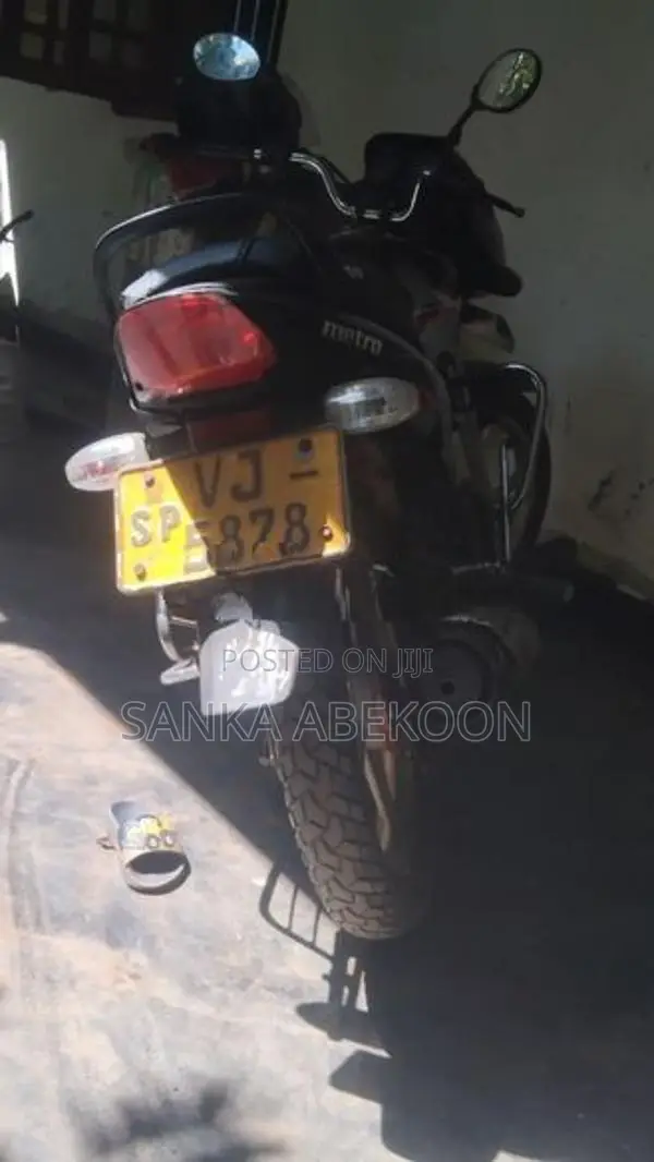 TVS Metro 2009