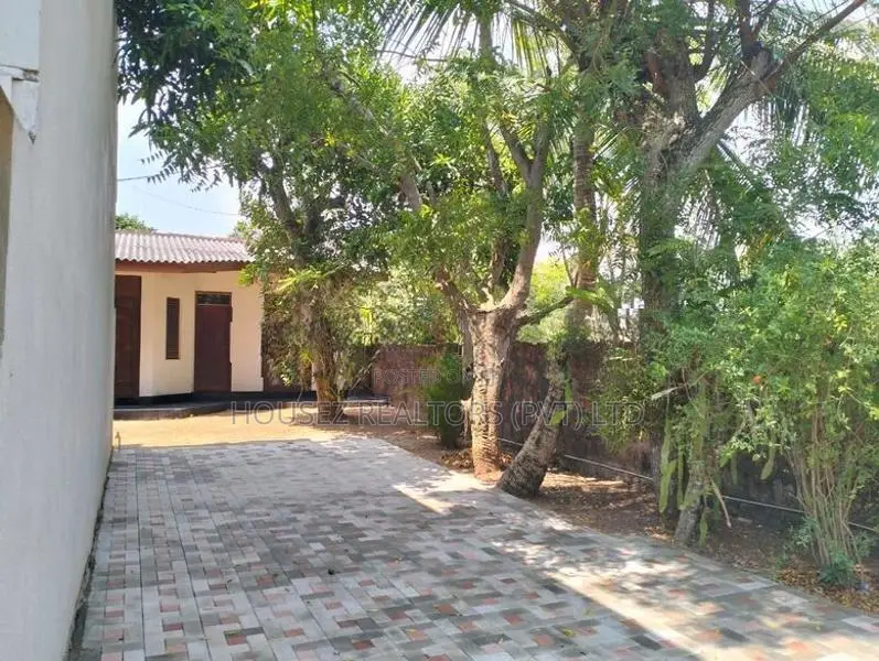 Peaceful Single Storey House for Sale in Moratuwa