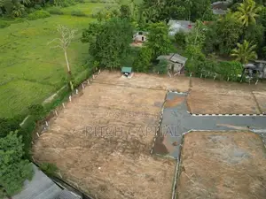 Galagedara 122 හයිලෙවල් බස් පාරට සමීපයෙන් විකිණීමට අගනා බිම් කොටස්