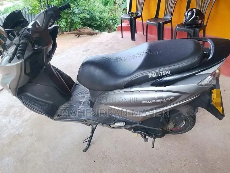 Suzuki Burgman 125 2nd owner 2020