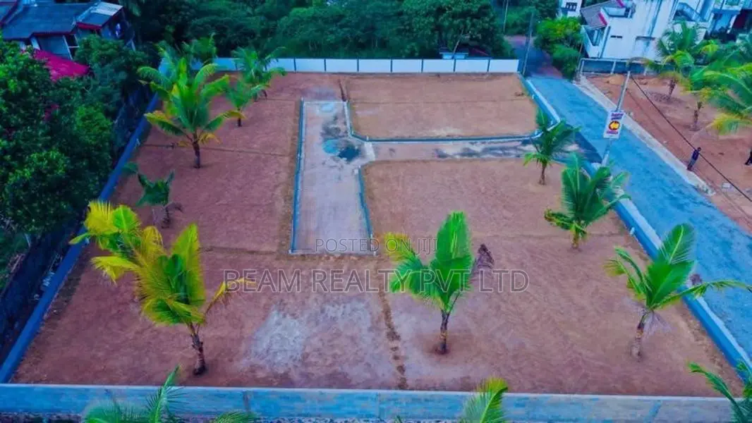 Land for Sale in Athurugiriya