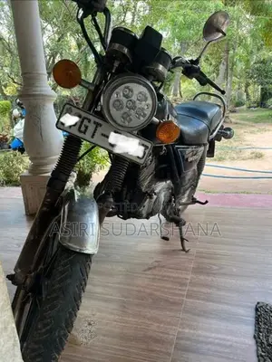 Suzuki GN 125 2001