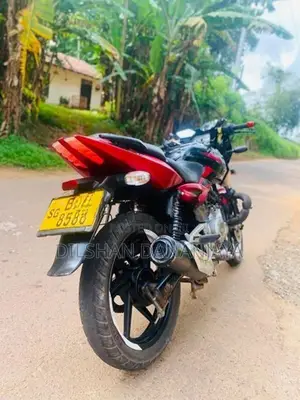 Bajaj Pulsar 180 2016