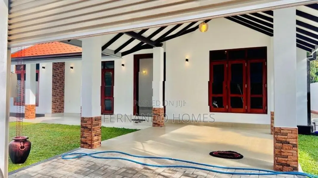 LIve Good & Comfortable Newest Latest 3Br House Sale Negombo