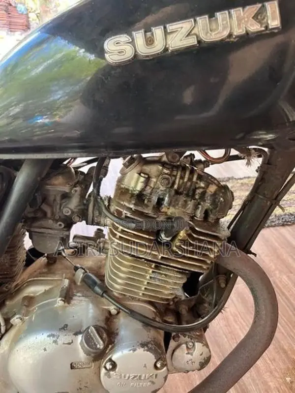 Suzuki GN 125 2001