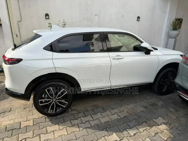 Honda Vezel Z Premium 4 Way 2025