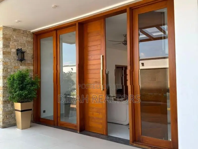 Duplex Penthouse for Rent | Mount Lavinia (DR-009)