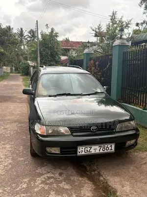 Toyota Corolla CE 106 1998