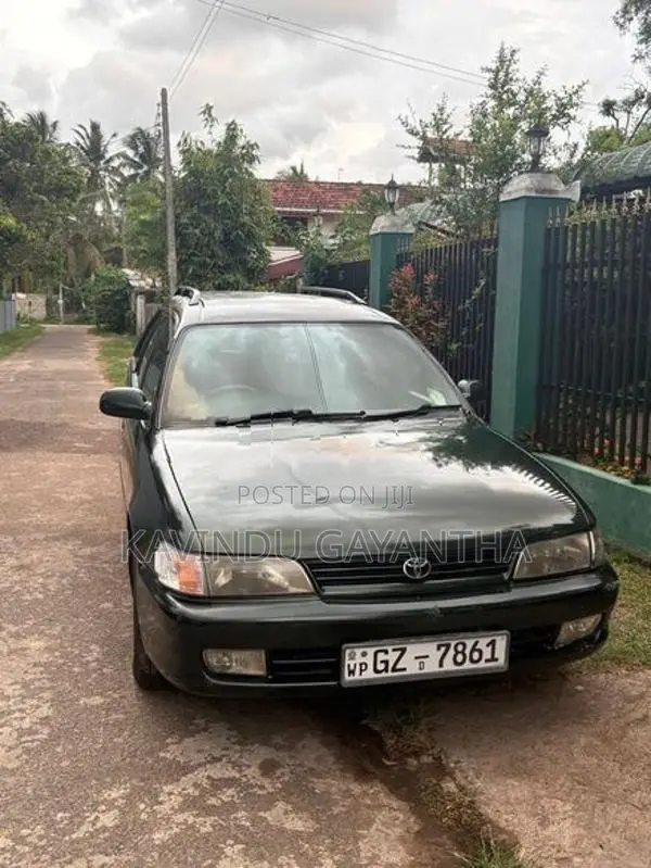 Toyota Corolla CE 106 1998