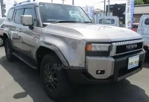 Toyota Land Cruiser Prado VX 2025