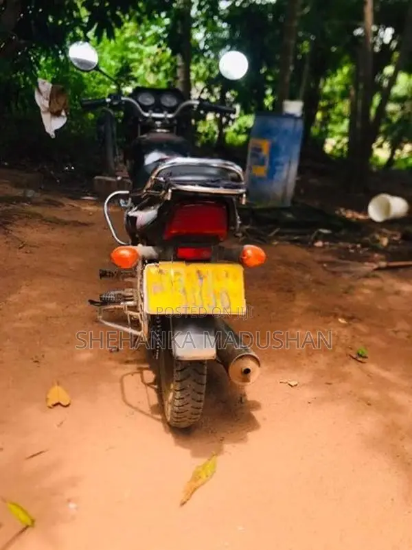 Bajaj CT100 2009