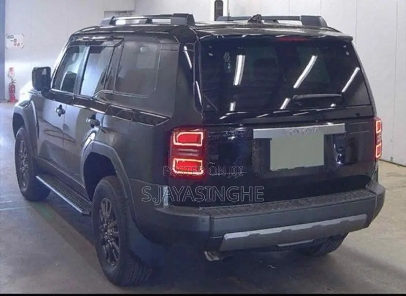 Toyota Land Cruiser Prado VX 2026