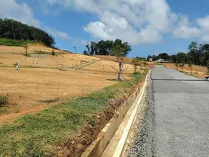 නේවාසික බිම් කොටස් - කලුතර