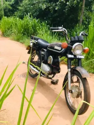 Yamaha YB 50 1983