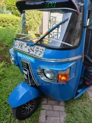 Bajaj RE 4 Stroke 2011