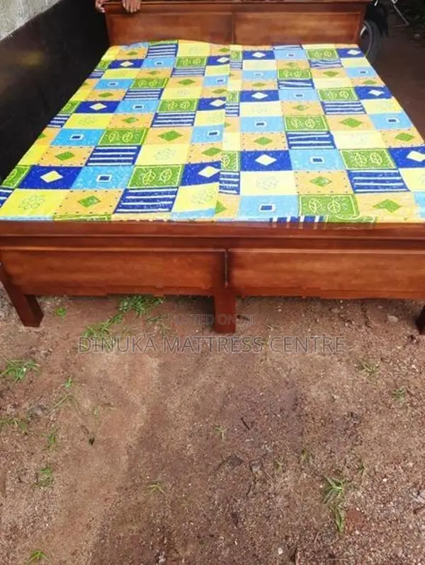 6ft ×5ft Queen Bed