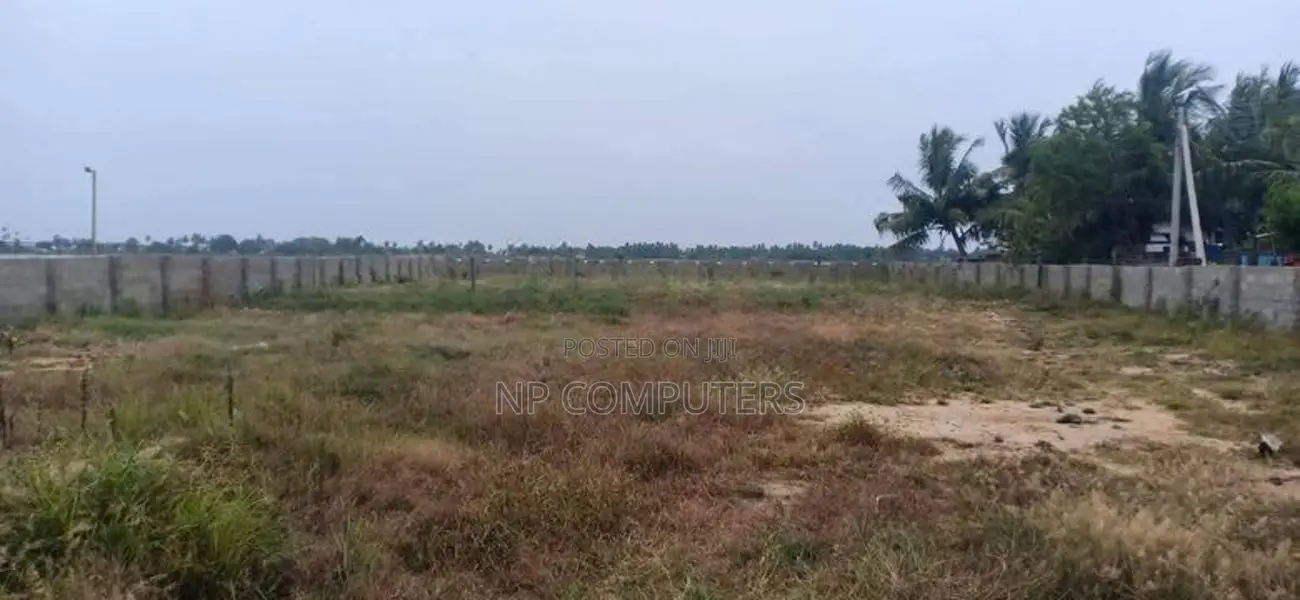 Land for Sale -வளவு விற்பனைக்கு Akkaraipattu