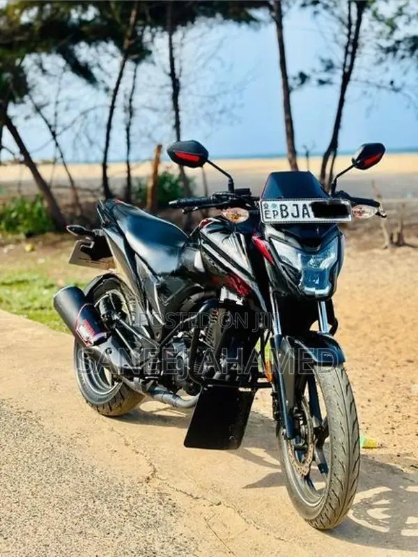 Honda X-Blade 2021