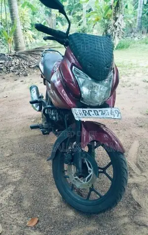 Bajaj Discover 2016