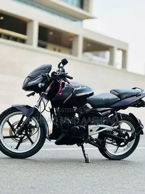 Bajaj Pulsar 180 2011