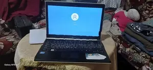 LG i3