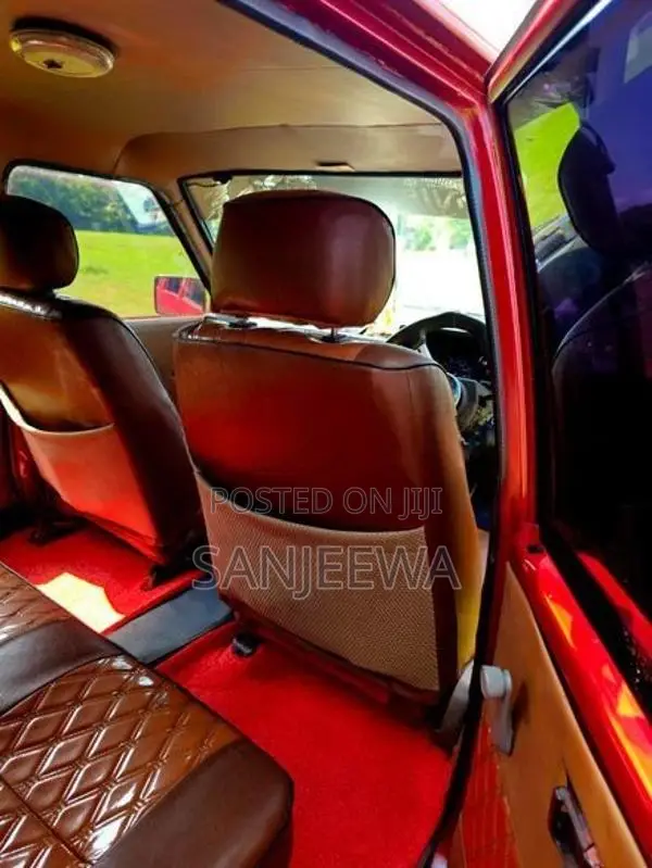 Nissan Dutsun Double cab 1983