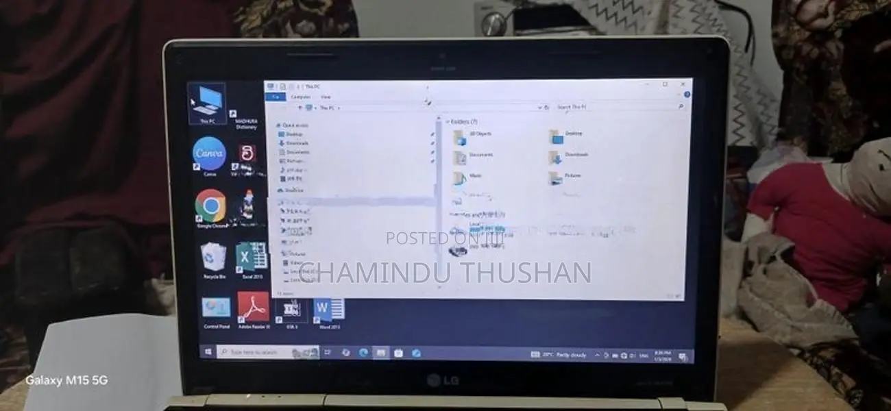 LG i3