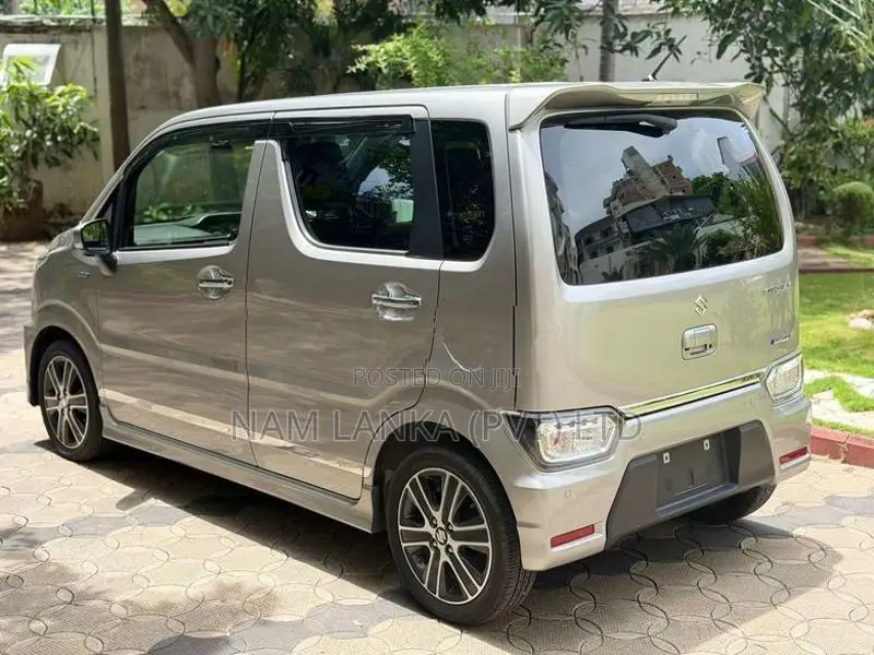 Suzuki Wagon R Stingray Turbo 2023